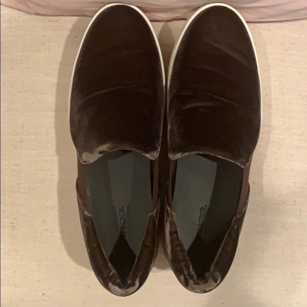 Vince. Velvet slip on sneakers! Only worn once!
